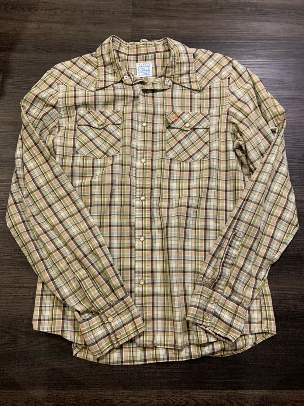 Hollister Men's Plaid Button-Down Shirt in Beige and Olive